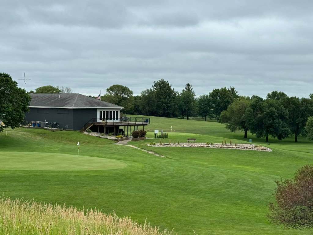 Approaching the clubhouse